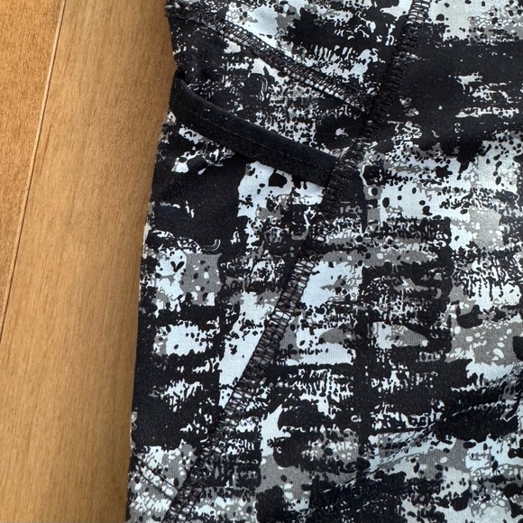 Lole Tight 25” - Picture 4 of 11